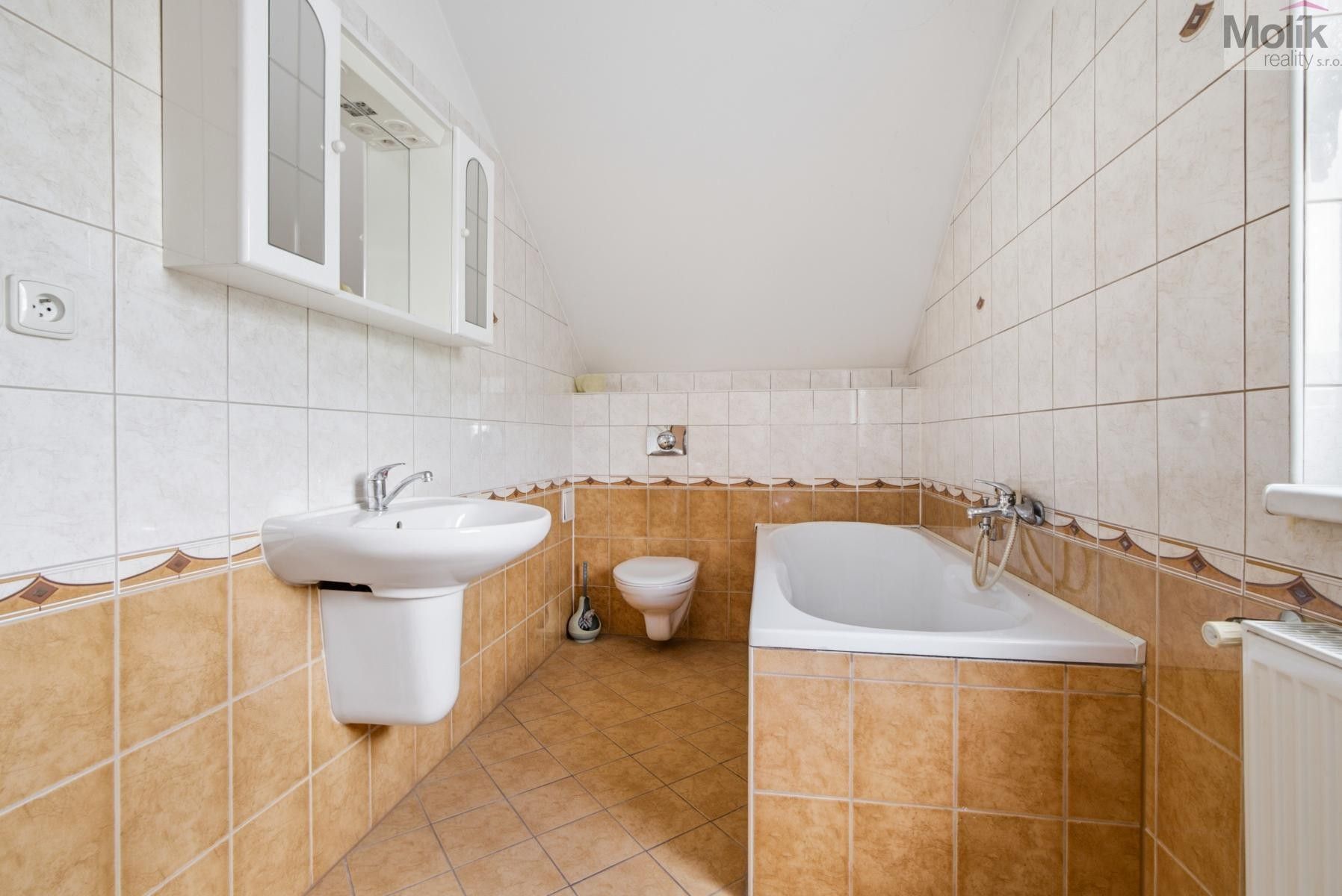 Prodej domu 210 m² - foto 13