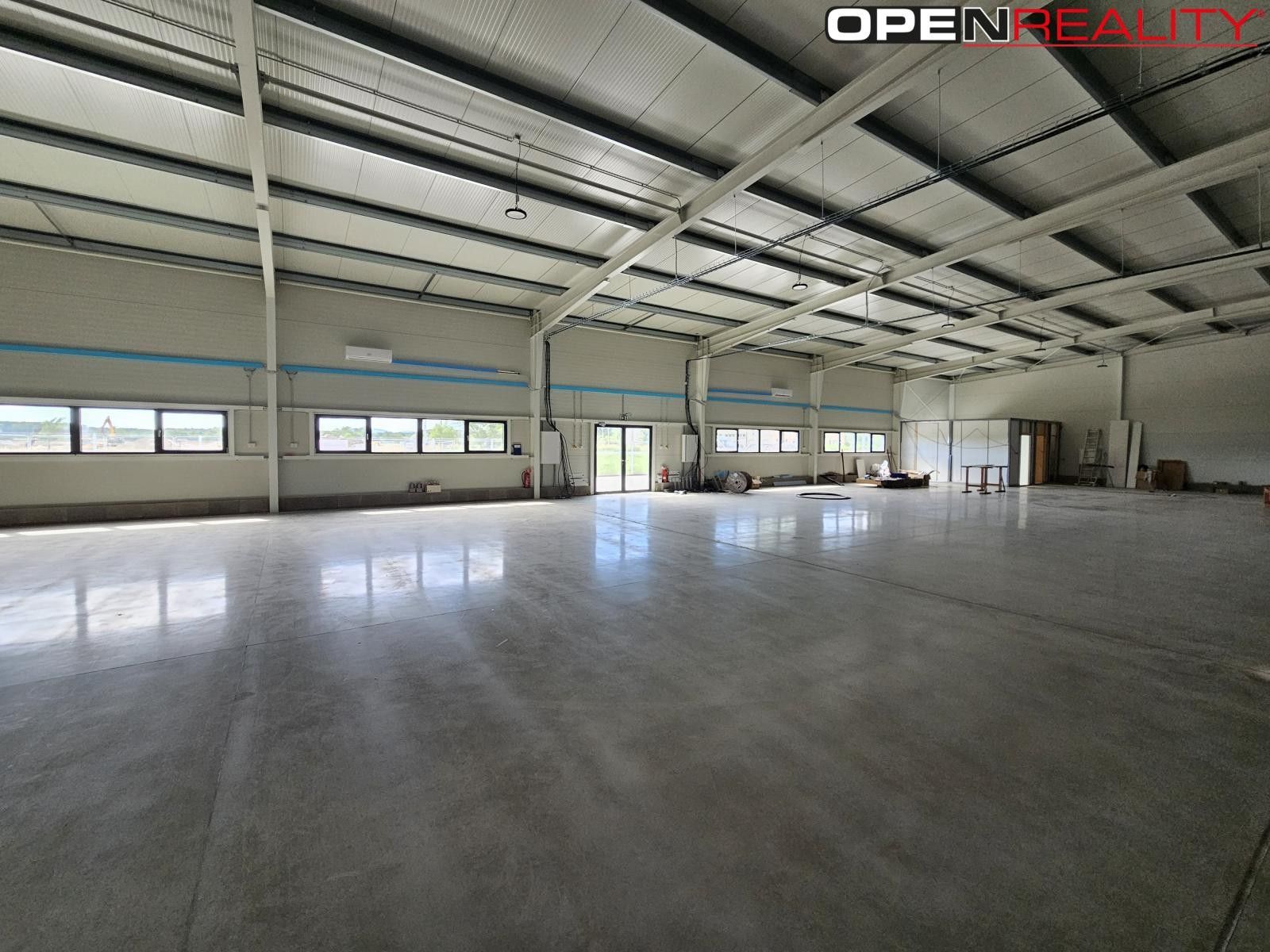 Pronájem komerčního prostoru 1000 m² - foto 5
