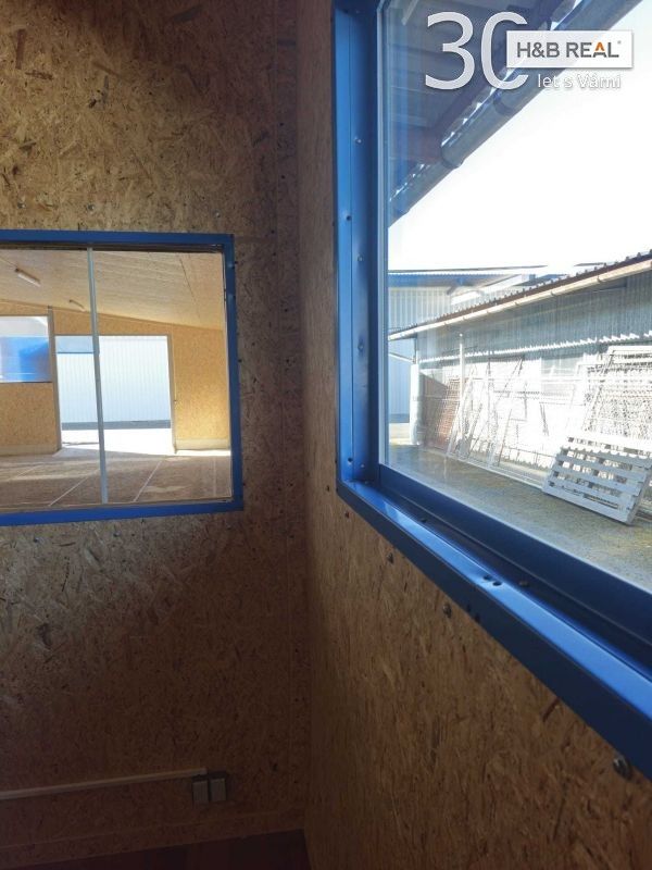 Pronájem komerčního prostoru 117 m² - foto 4