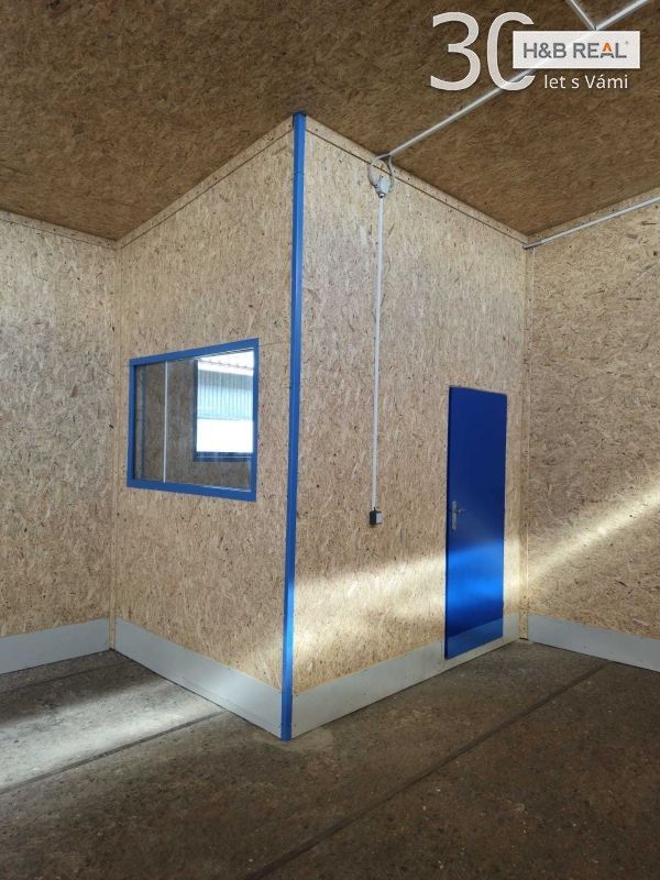 Pronájem komerčního prostoru 117 m² - foto 3