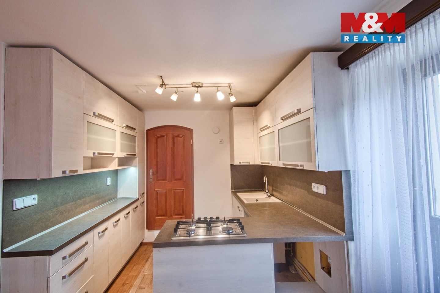 Prodej komerčního prostoru 308 m² - foto 12