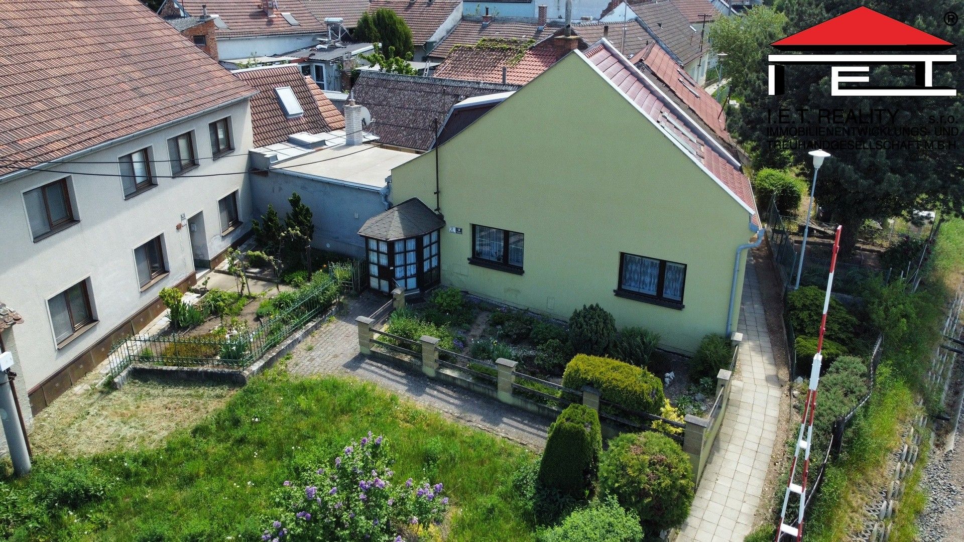 Prodej domu 250 m² - foto 1