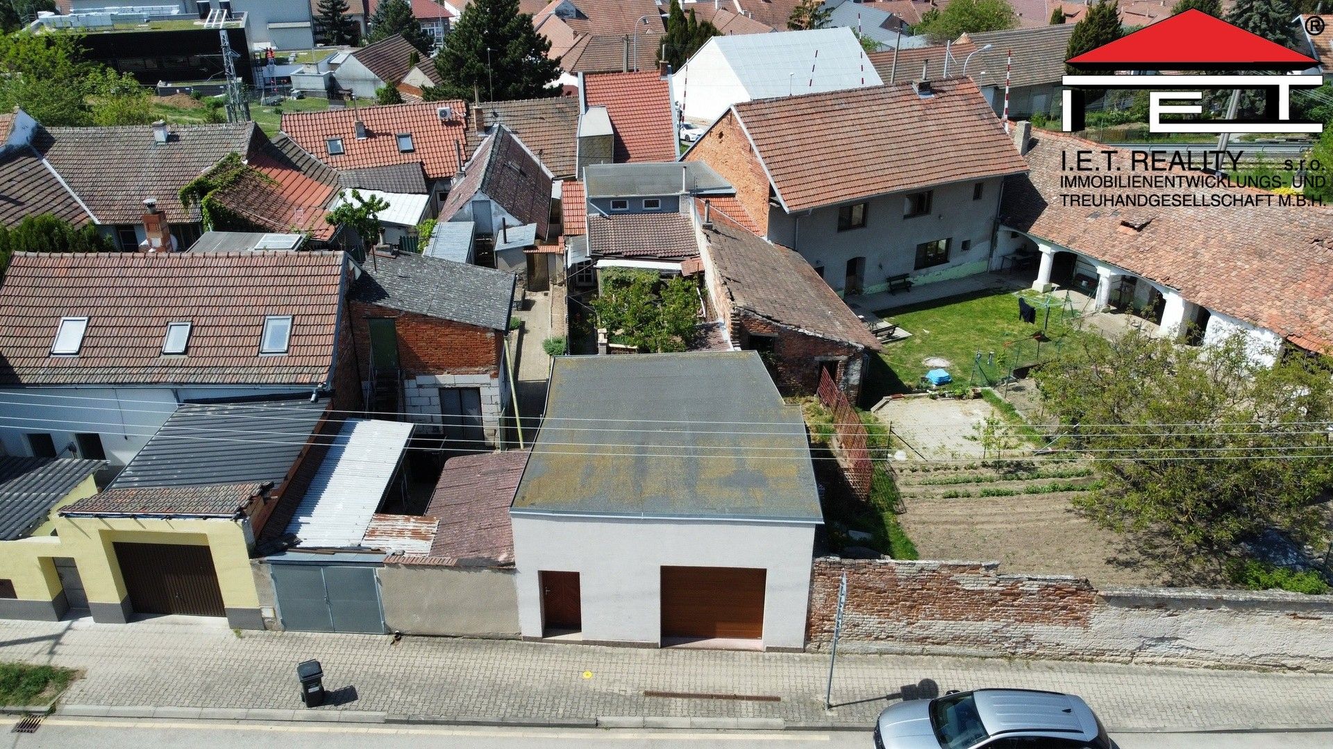 Prodej domu 250 m² - foto 2