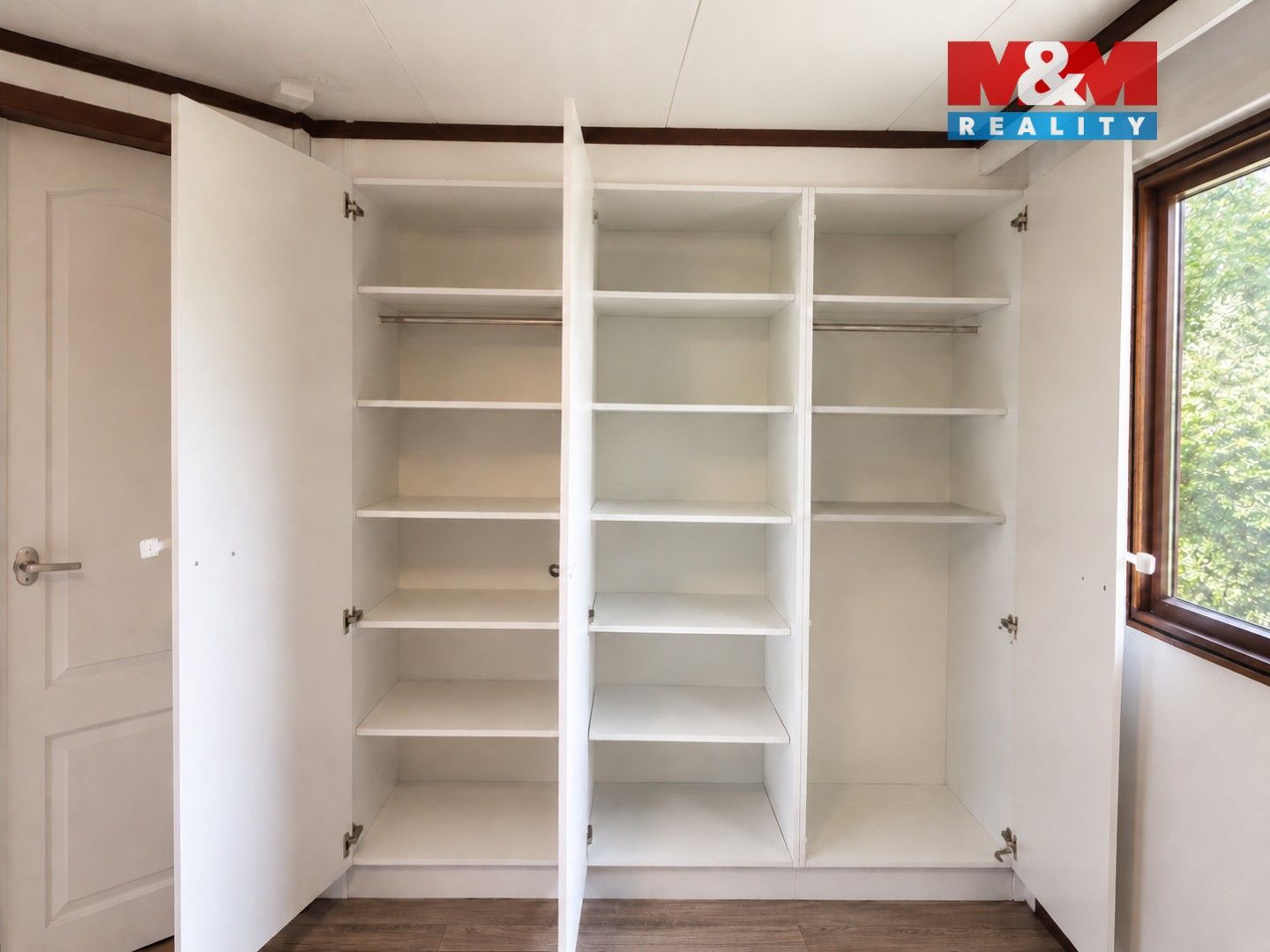 Prodej nemovitosti 54 m² - foto 7