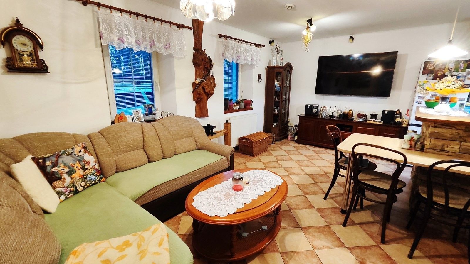 Prodej domu 169 m² - foto 2