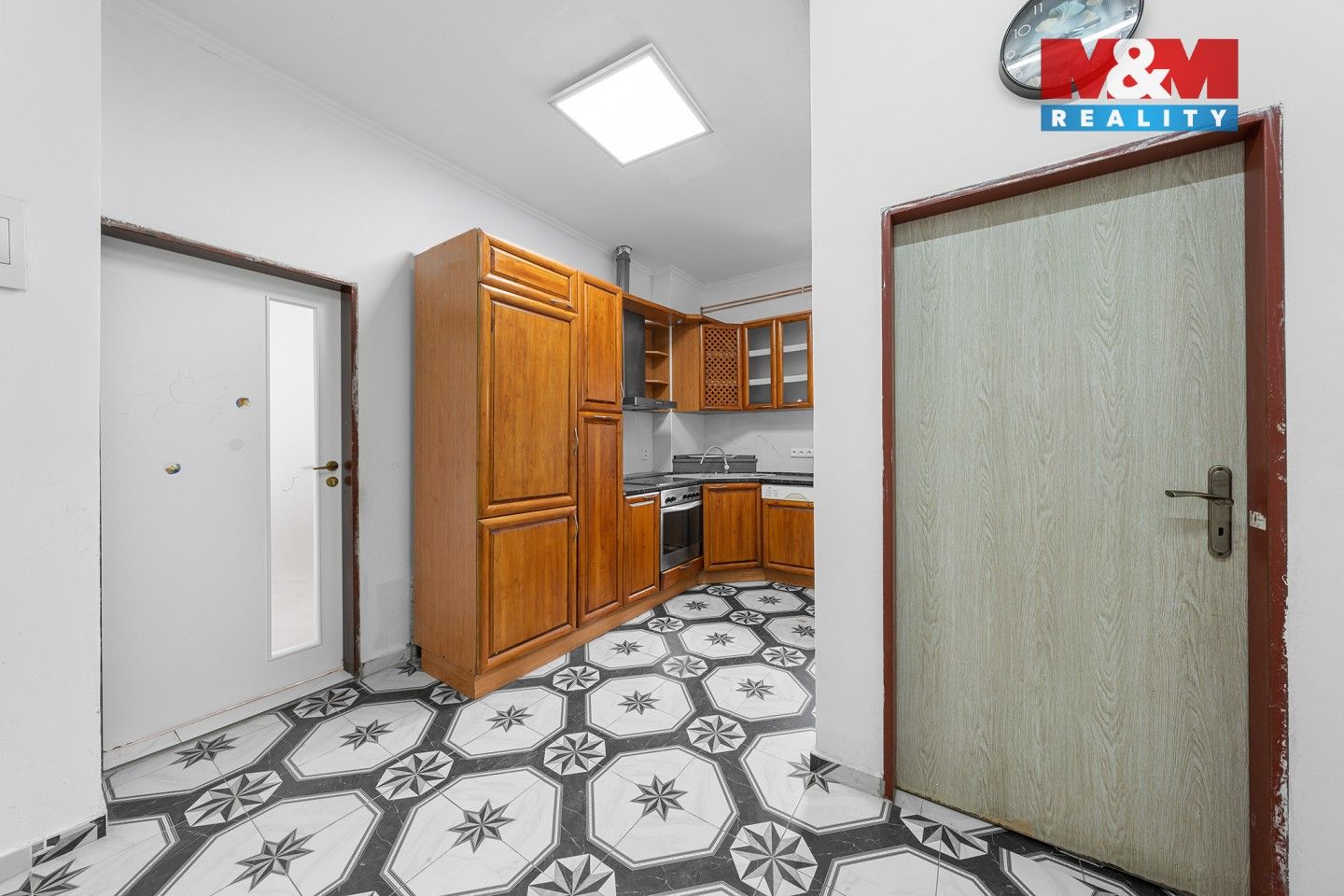 Prodej komerčního prostoru 900 m² - foto 4