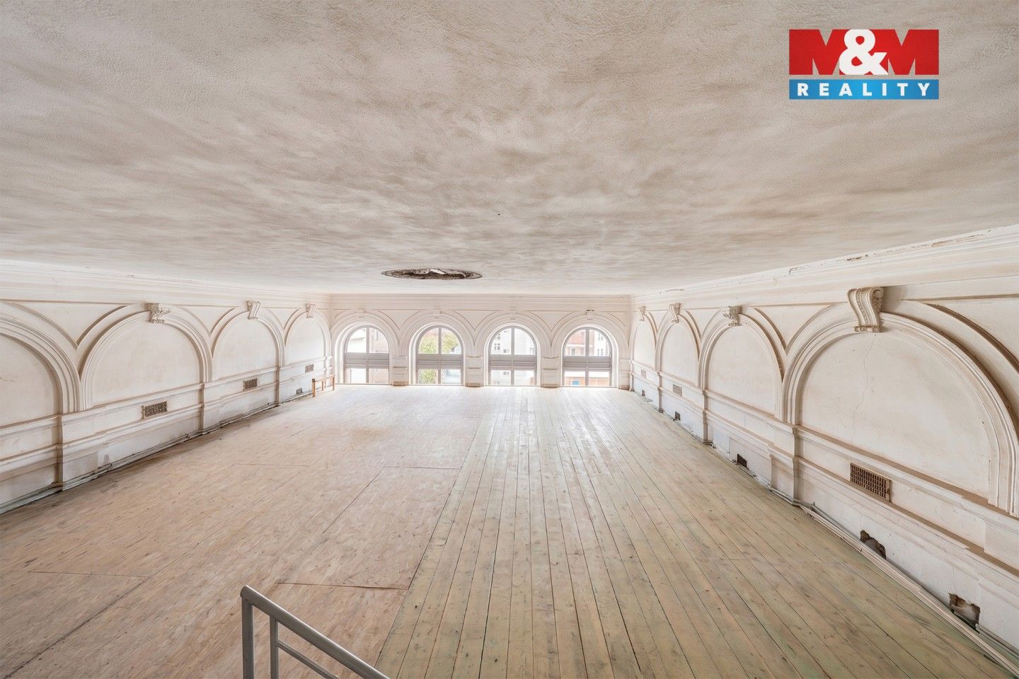 Prodej komerčního prostoru 900 m² - foto 14