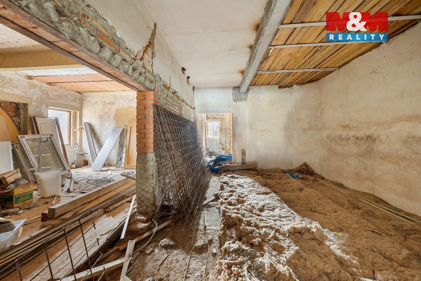 Prodej komerčního prostoru 900 m² - foto 16