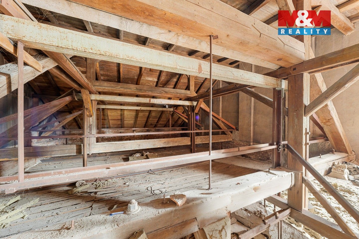 Prodej komerčního prostoru 900 m² - foto 19
