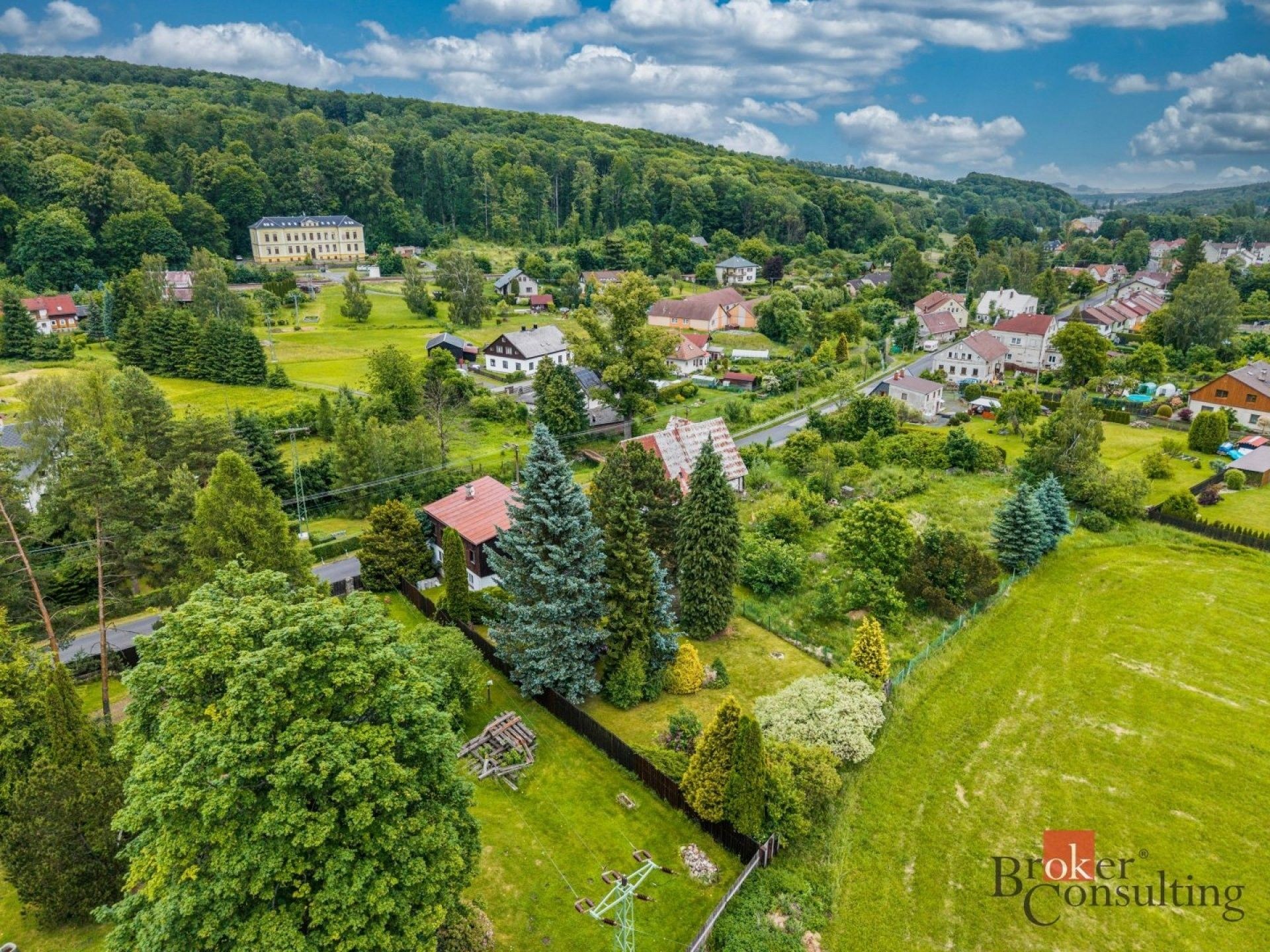 Prodej domu 220 m² - foto 1