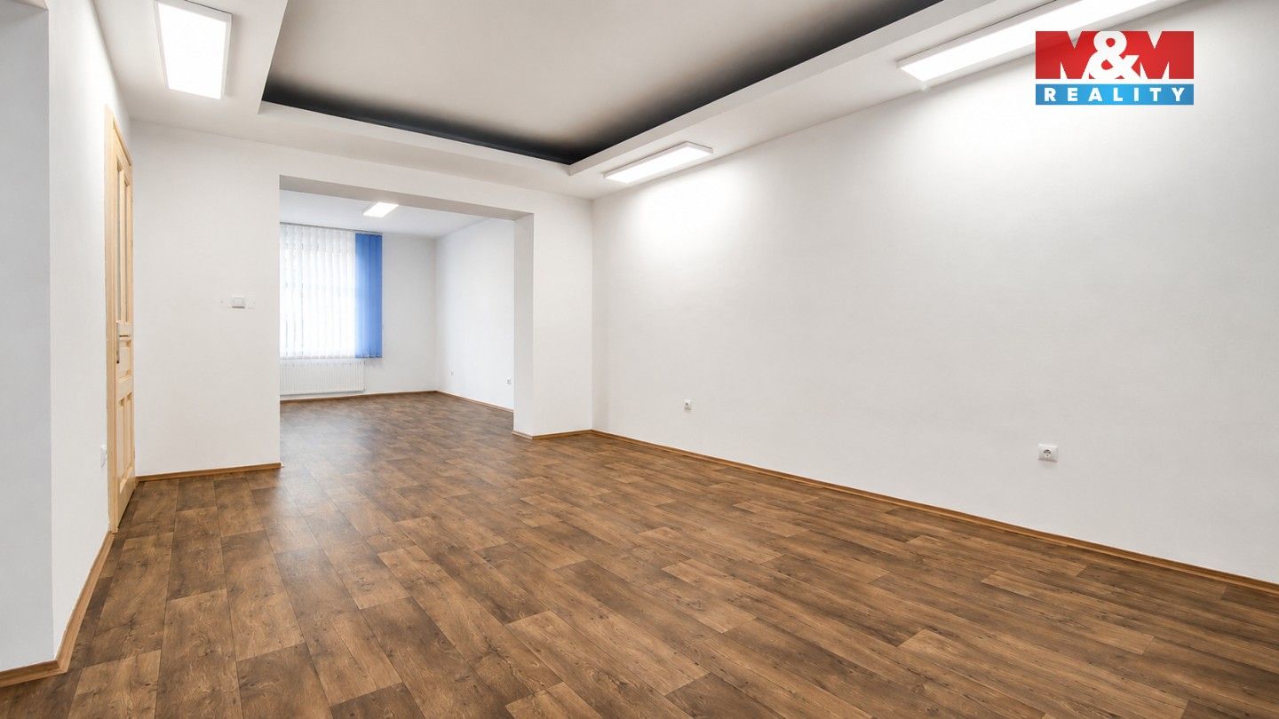 Pronájem komerčního prostoru 99 m² - foto 2