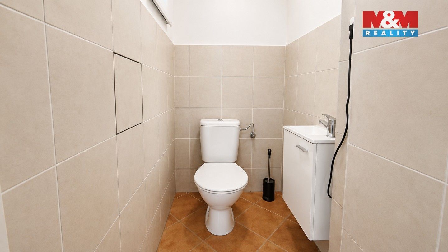 Pronájem komerčního prostoru 99 m² - foto 5