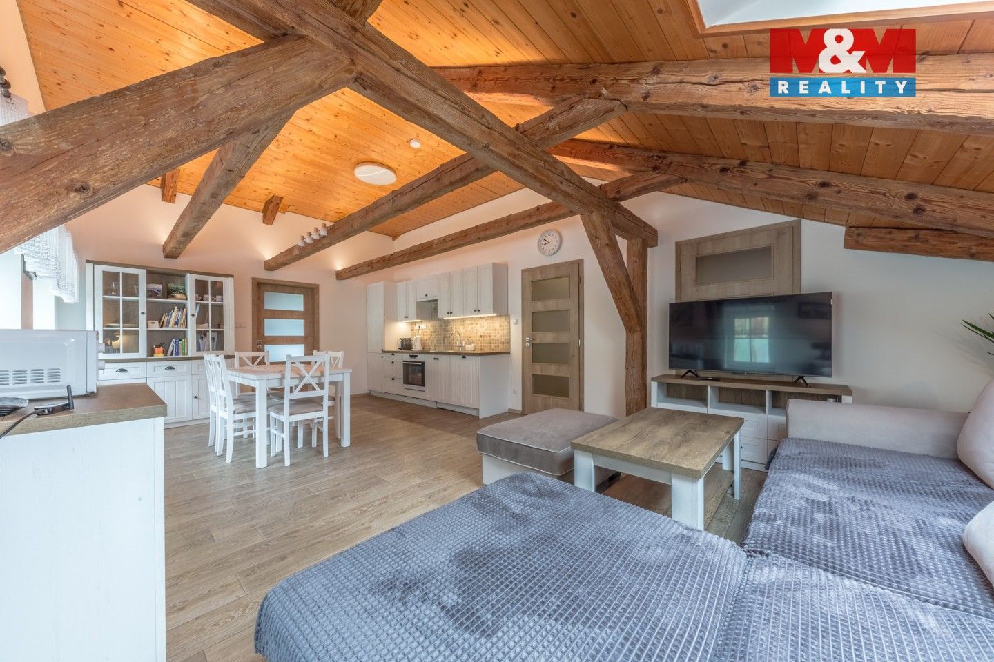 Prodej bytu 3+kk 74 m² - foto 1