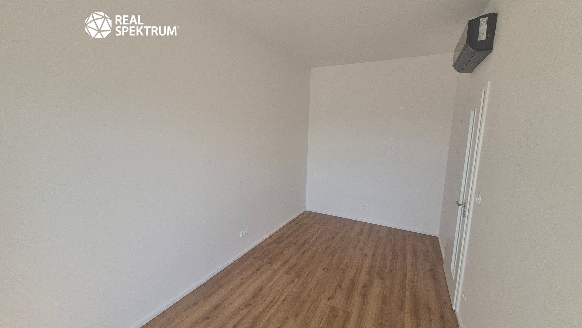 Pronájem bytu 2+kk 49 m² - foto 6