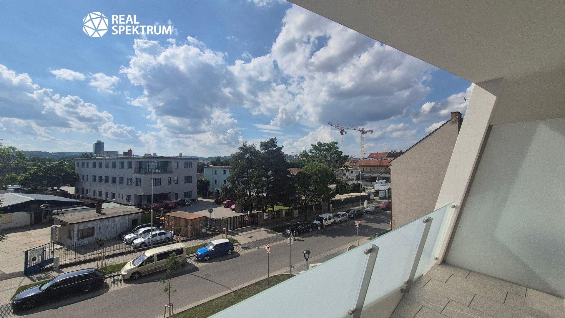 Pronájem bytu 2+kk 49 m² - foto 3