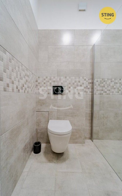 Pronájem bytu 3+kk 72 m² - foto 8