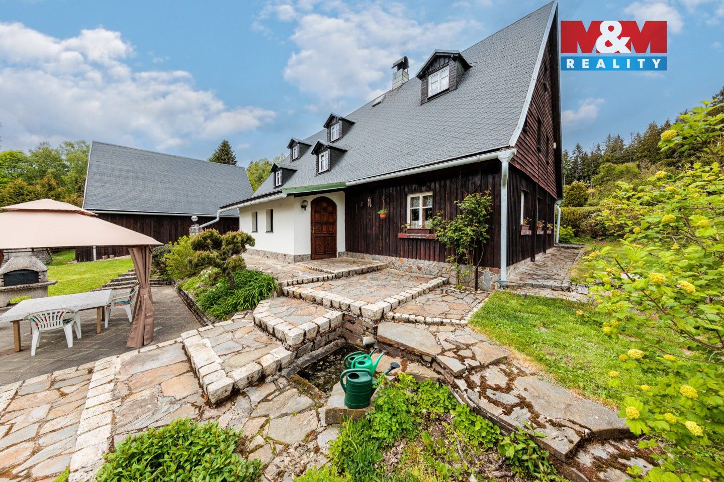 Prodej domu 250 m² - foto 2
