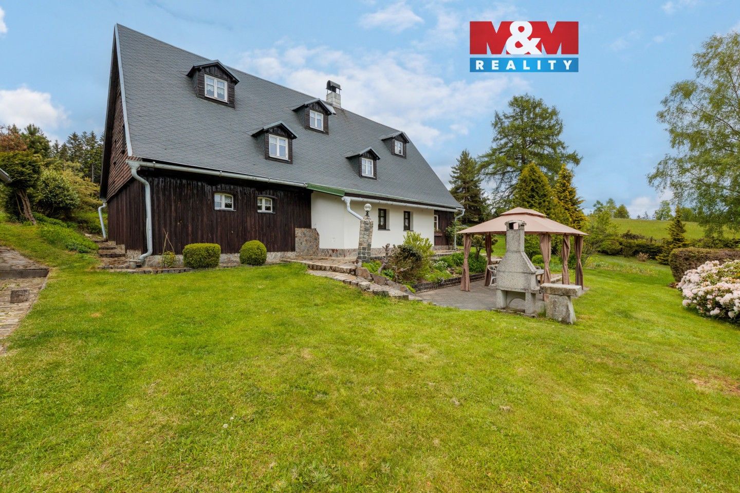 Prodej domu 250 m² - foto 1