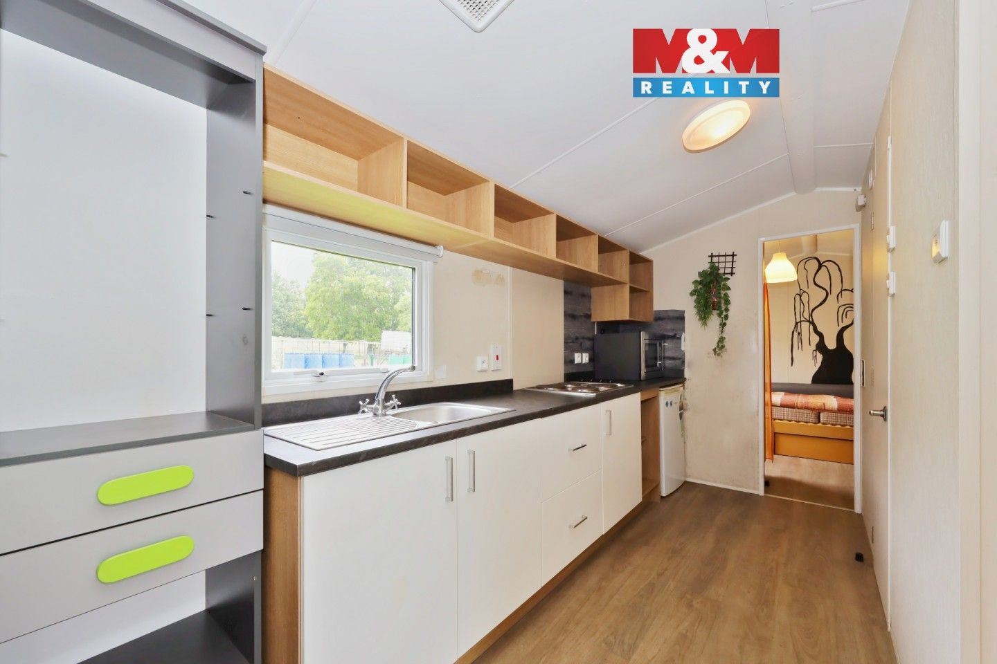 Prodej nemovitosti 30 m² - foto 1