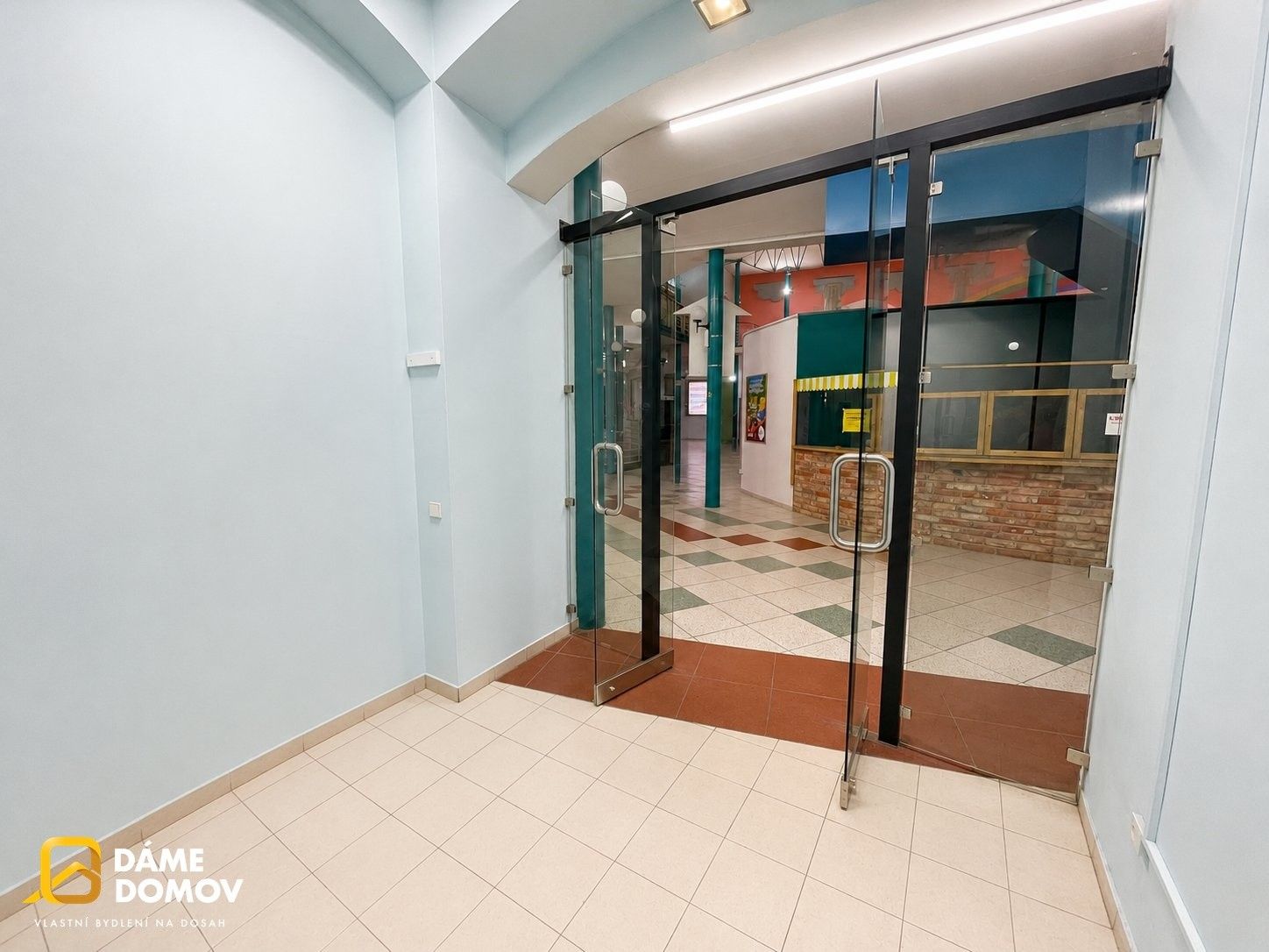 Pronájem komerčního prostoru 10 m² - foto 8