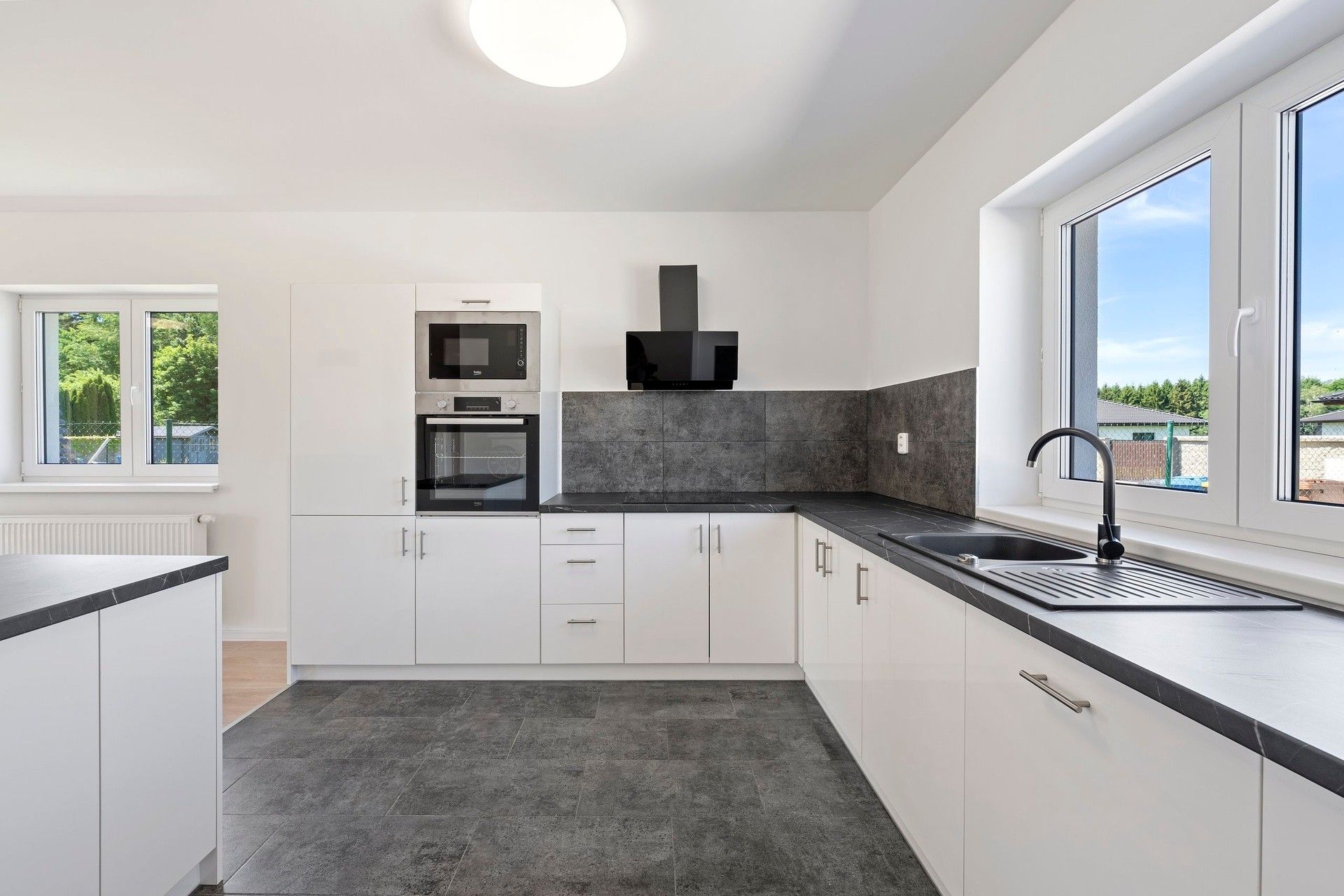Prodej domu 107 m² - foto 1