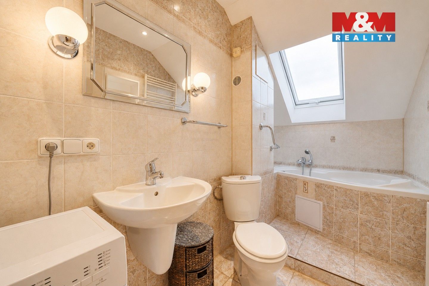 Prodej domu 400 m² - foto 25
