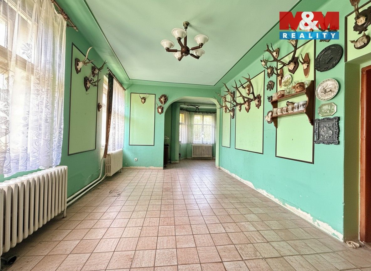 Prodej nemovitosti 200 m² - foto 7