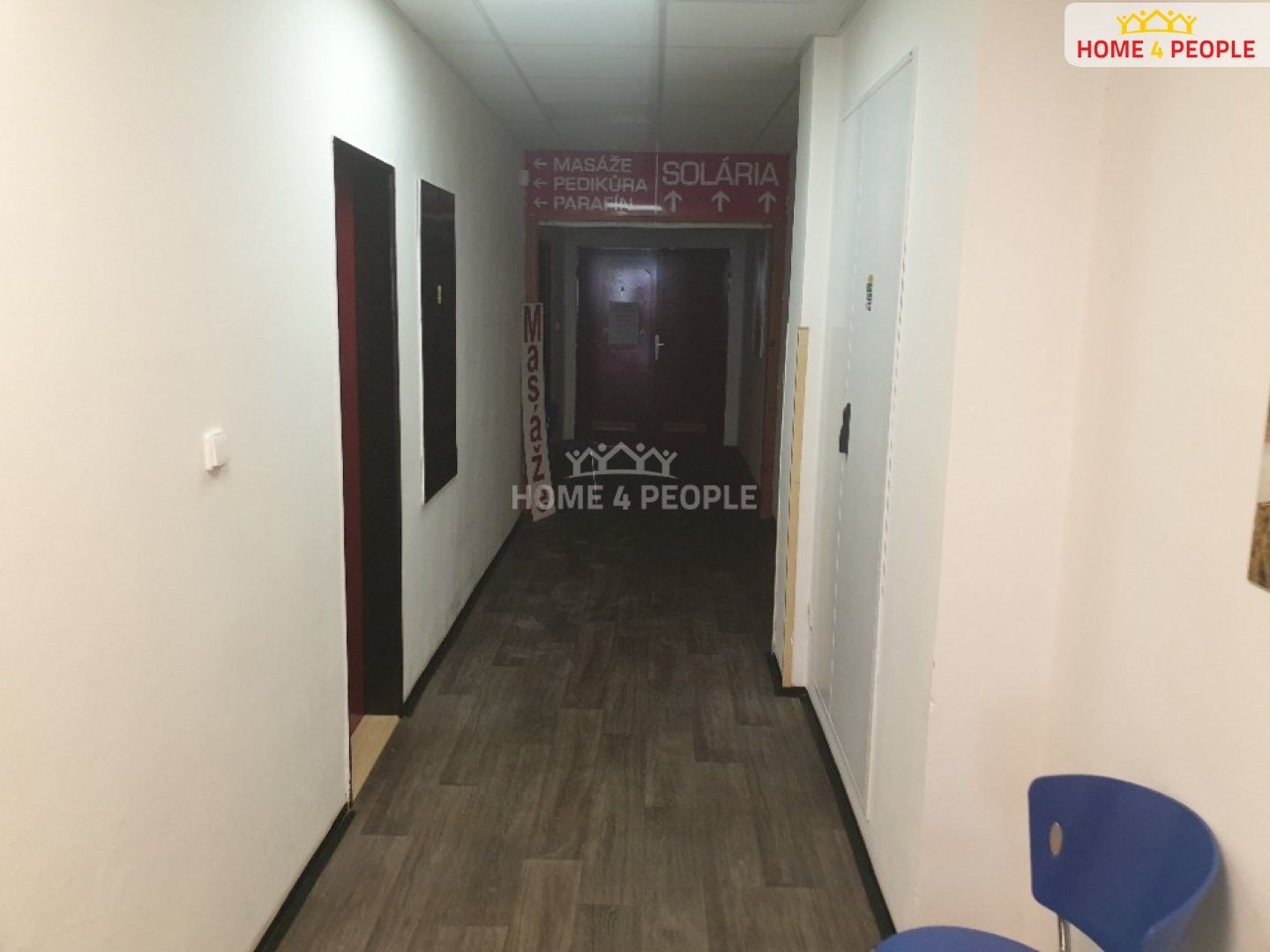 Pronájem komerčního prostoru 71 m² - foto 8