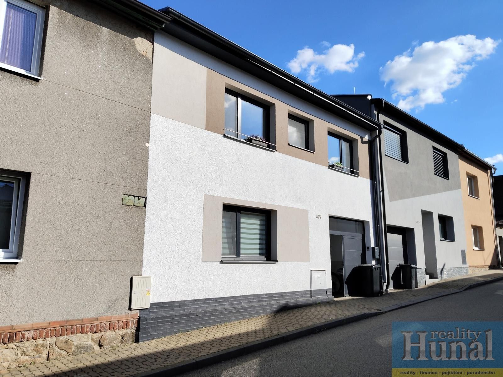 Pronájem bytu 2+kk 61 m² - foto 2