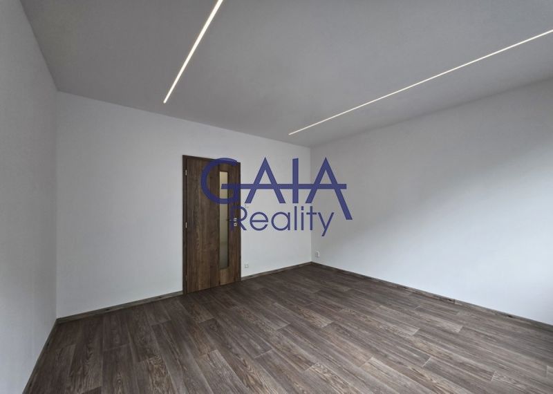 Prodej bytu 3+1 64 m² - foto 6