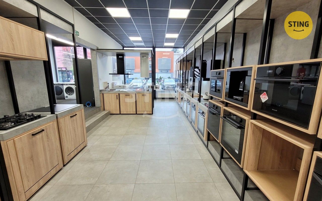 Pronájem komerčního prostoru 72 m² - foto 1