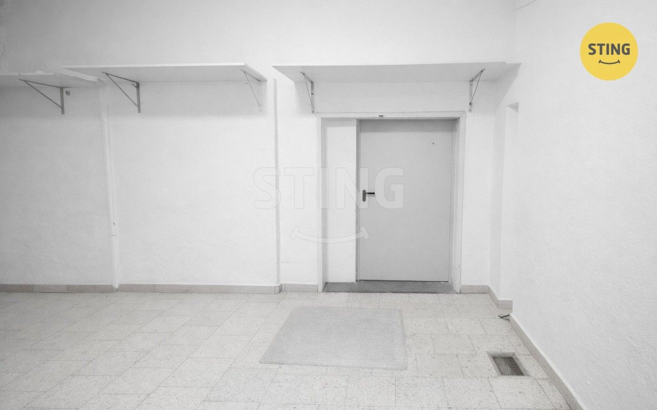Pronájem komerčního prostoru 72 m² - foto 6