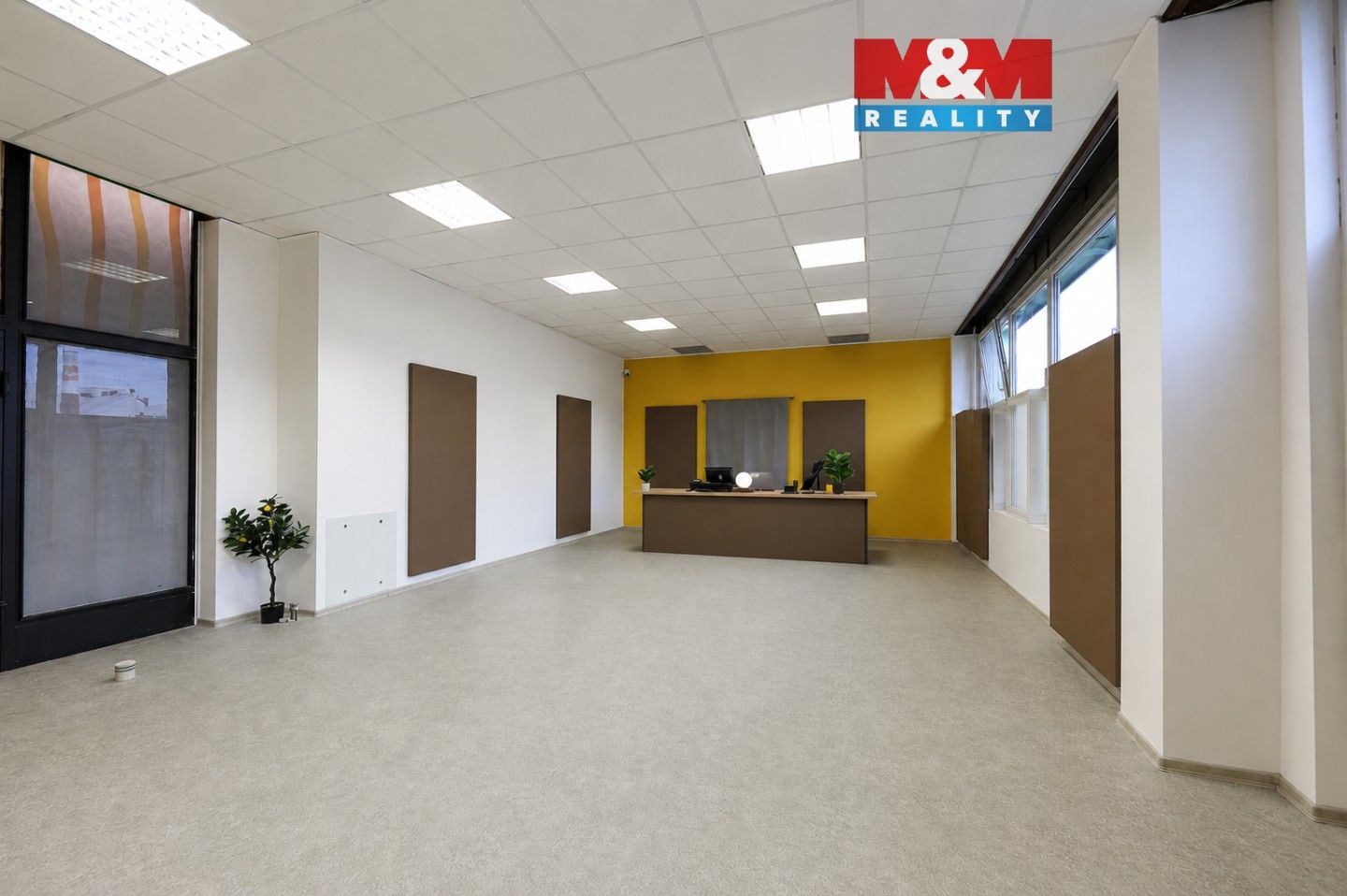 Pronájem komerčního prostoru 93 m² - foto 2