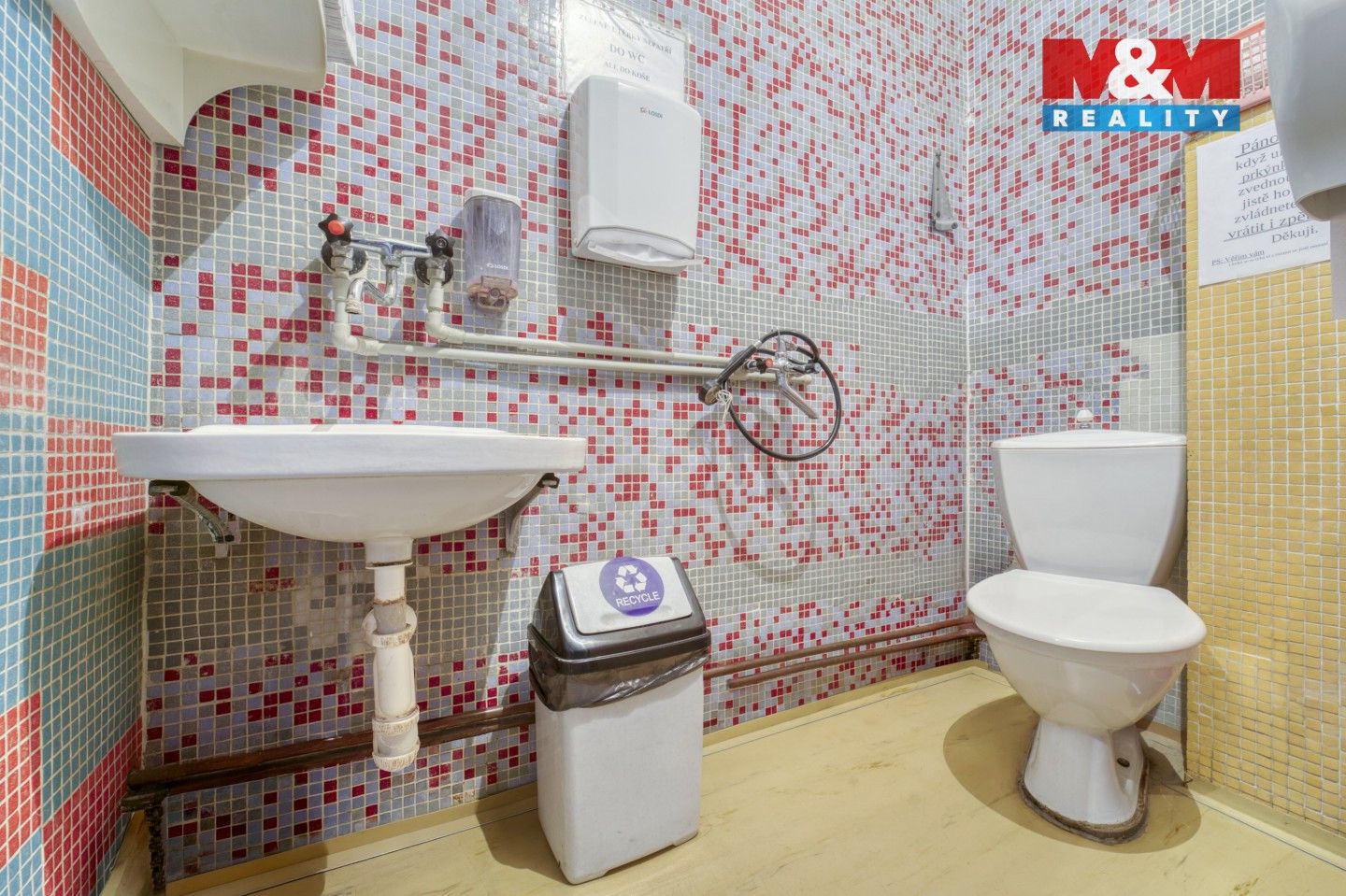 Pronájem komerčního prostoru 93 m² - foto 9