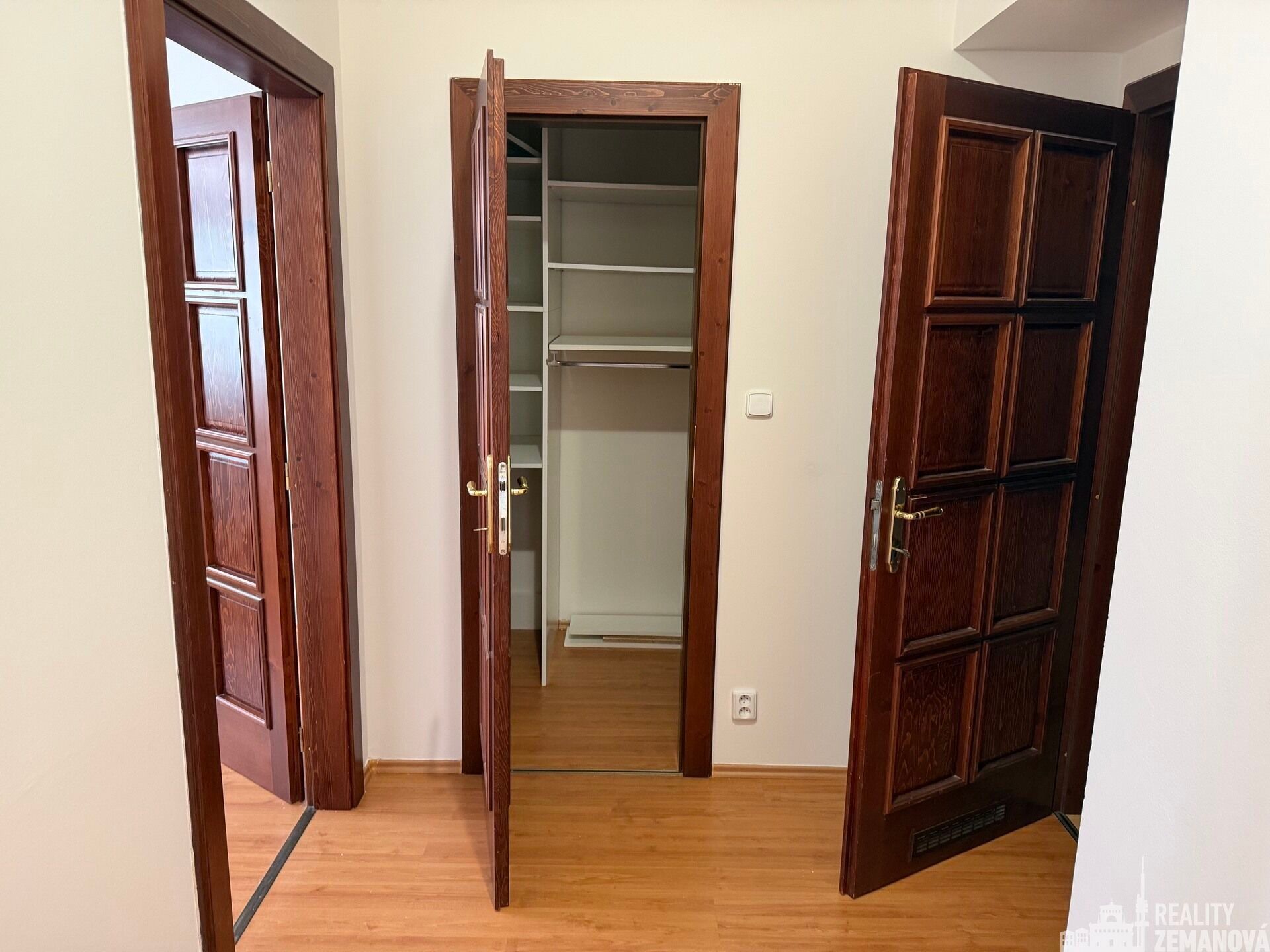 Pronájem bytu 4+kk 135 m² - foto 7