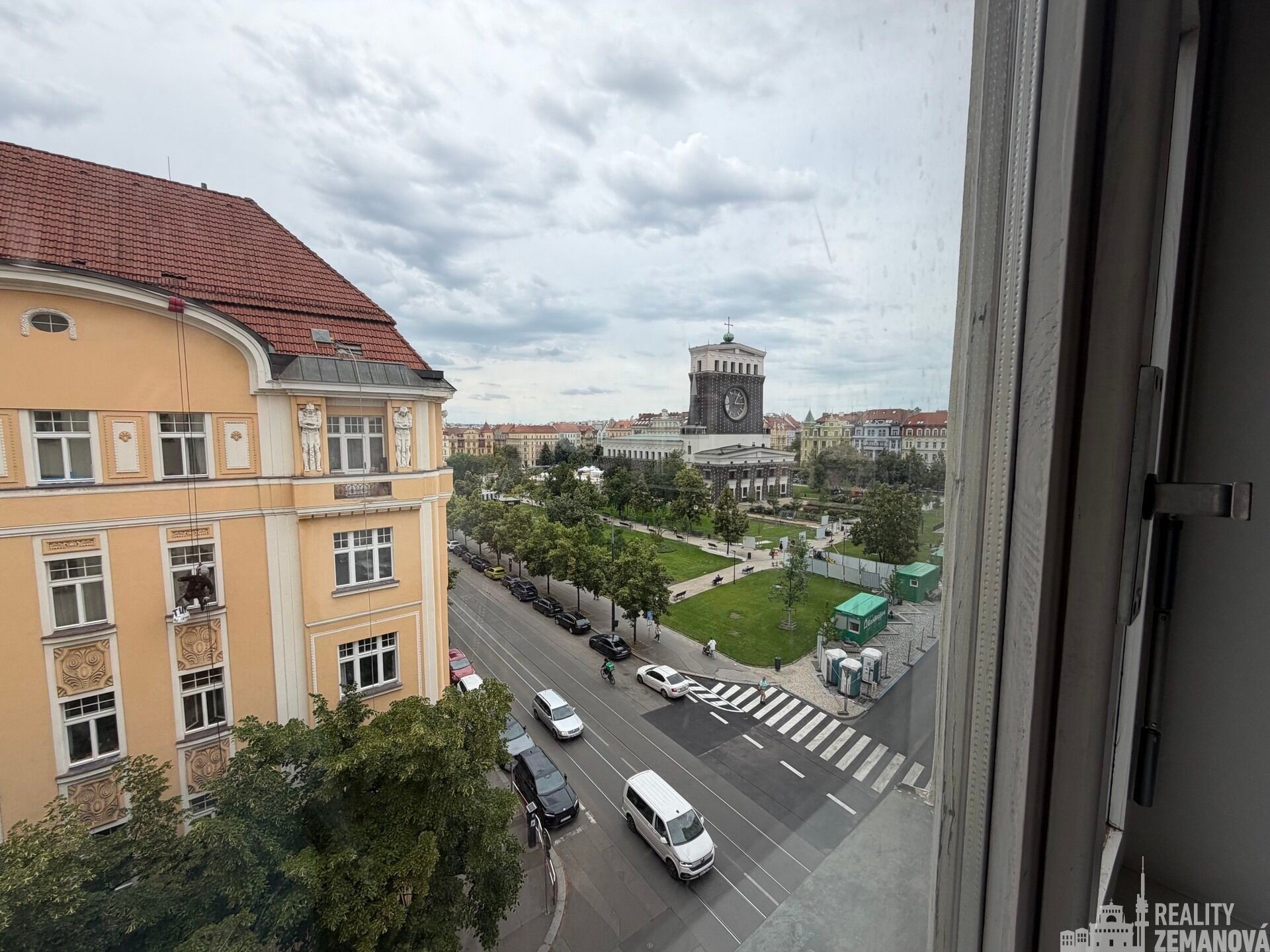 Pronájem bytu 4+kk 135 m² - foto 10