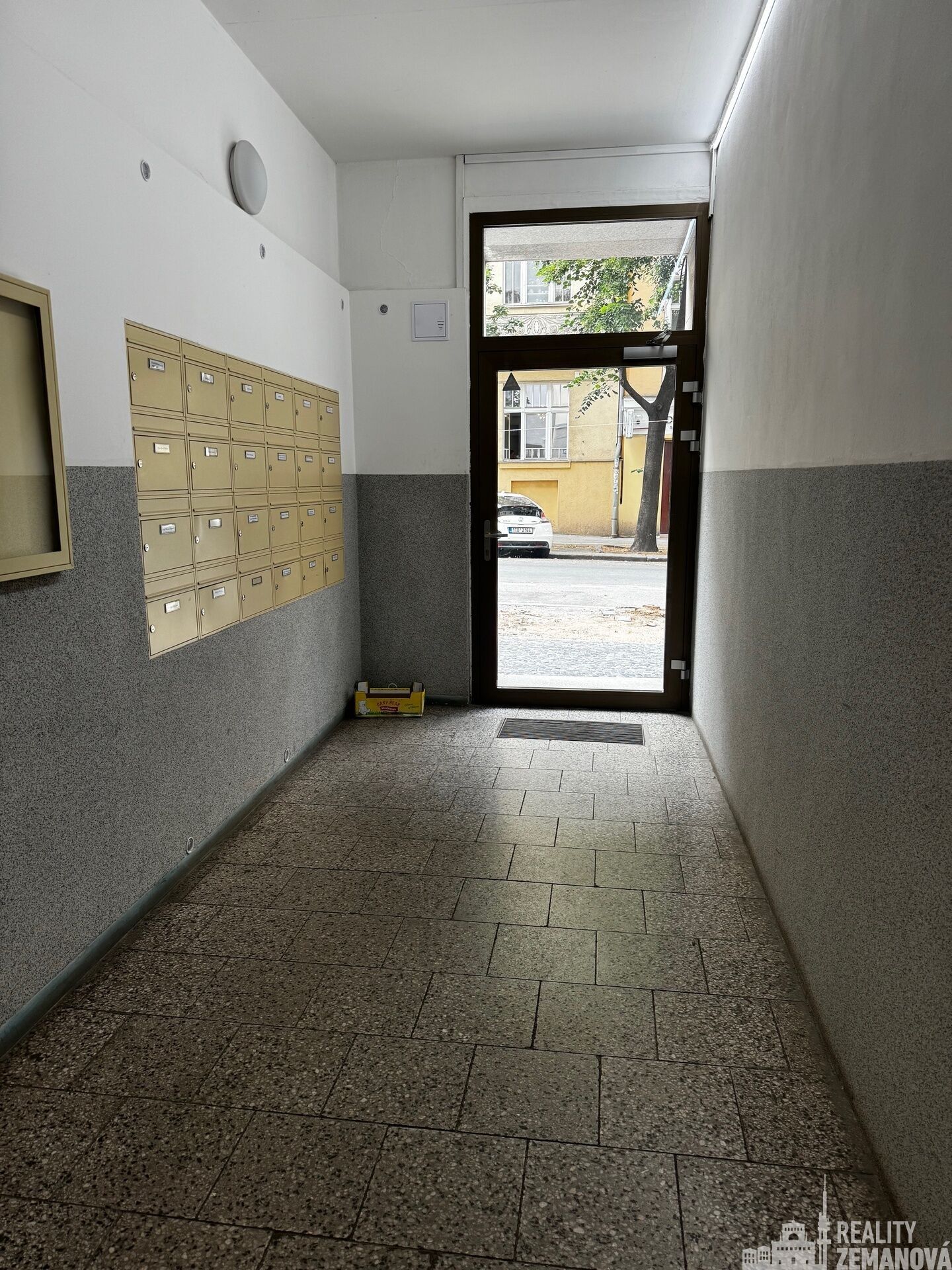 Pronájem bytu 4+kk 135 m² - foto 26