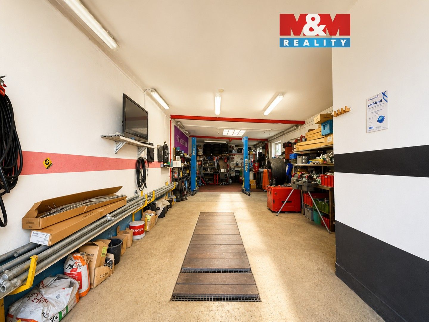 Prodej komerčního prostoru 80 m² - foto 1