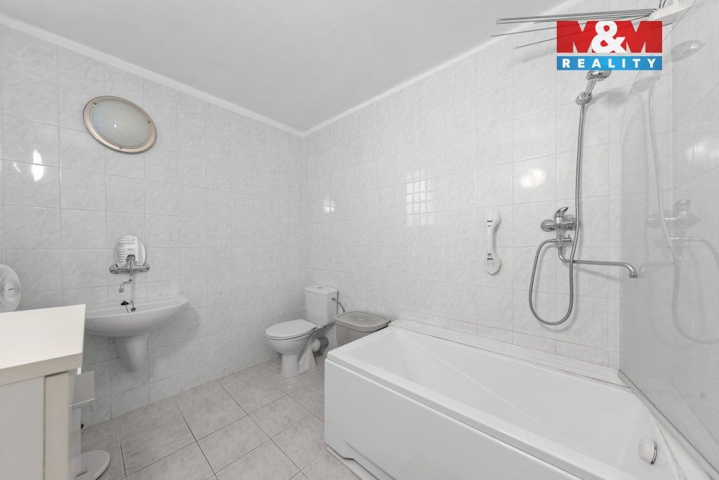 Prodej komerčního prostoru 741 m² - foto 29