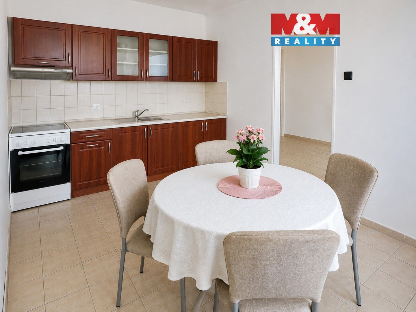 Prodej bytu 3+1 75 m² - foto 1