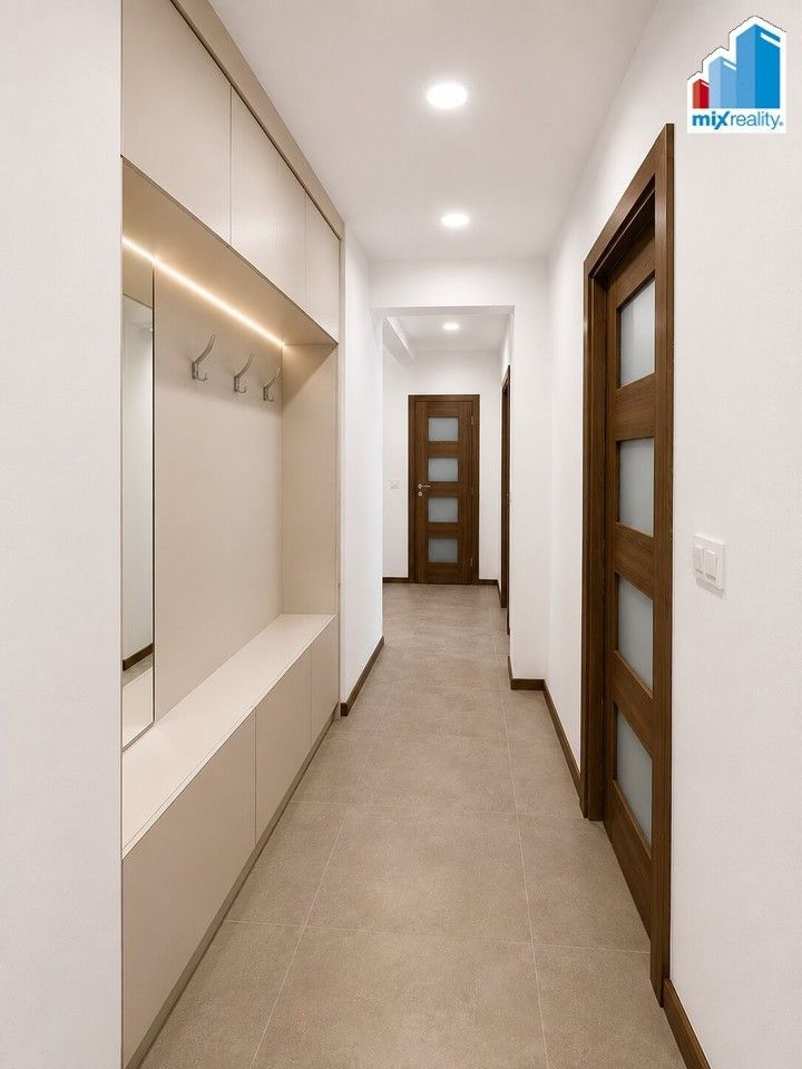 Pronájem bytu 2+kk 60 m² - foto 5