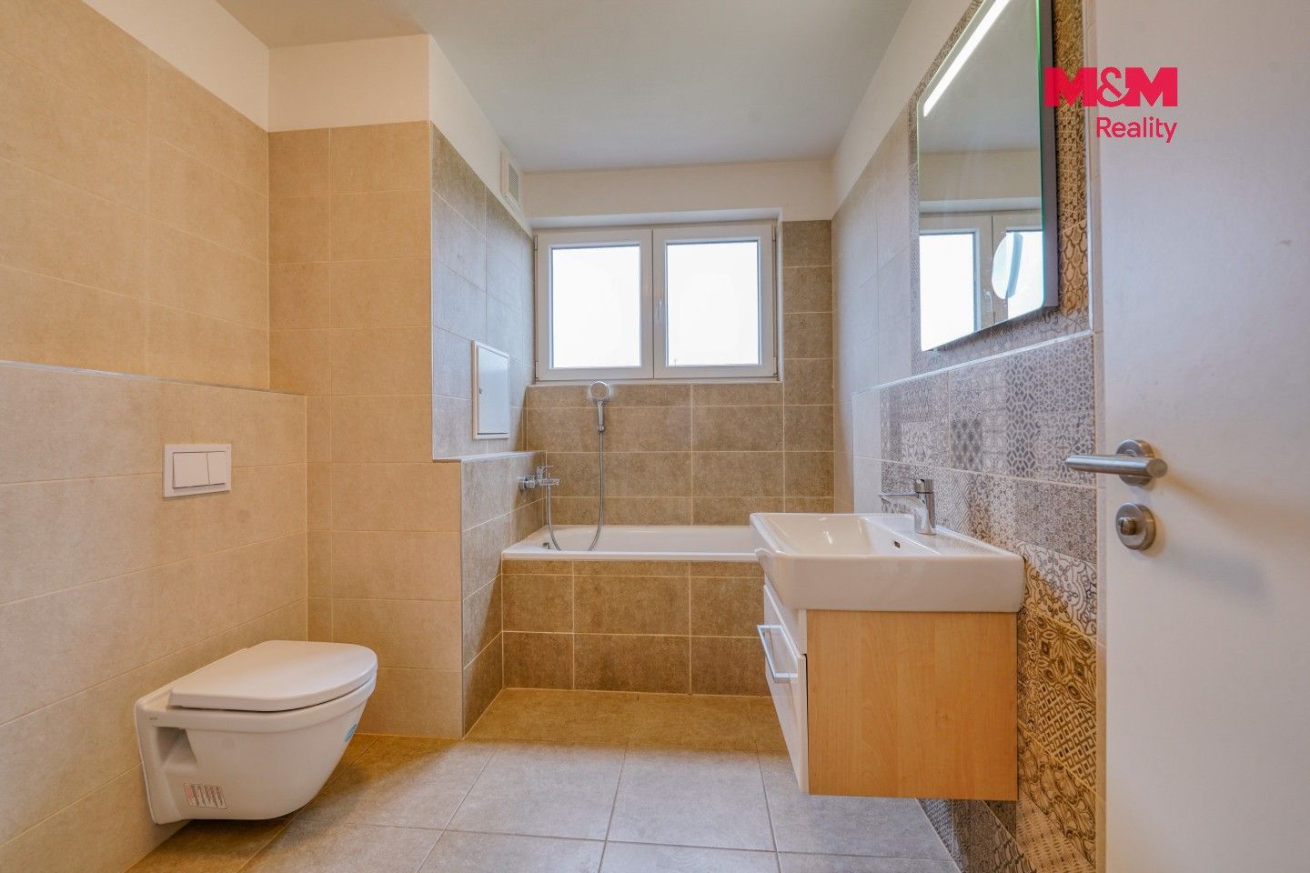 Pronájem bytu 2+kk 60 m² - foto 12