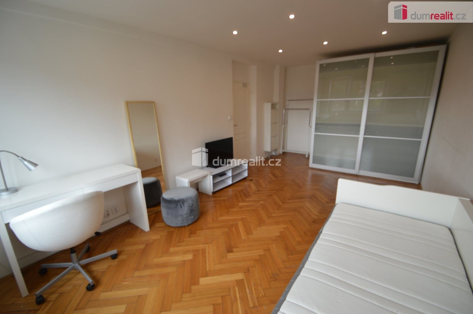 Prodej bytu 1+1 37 m² - foto 8