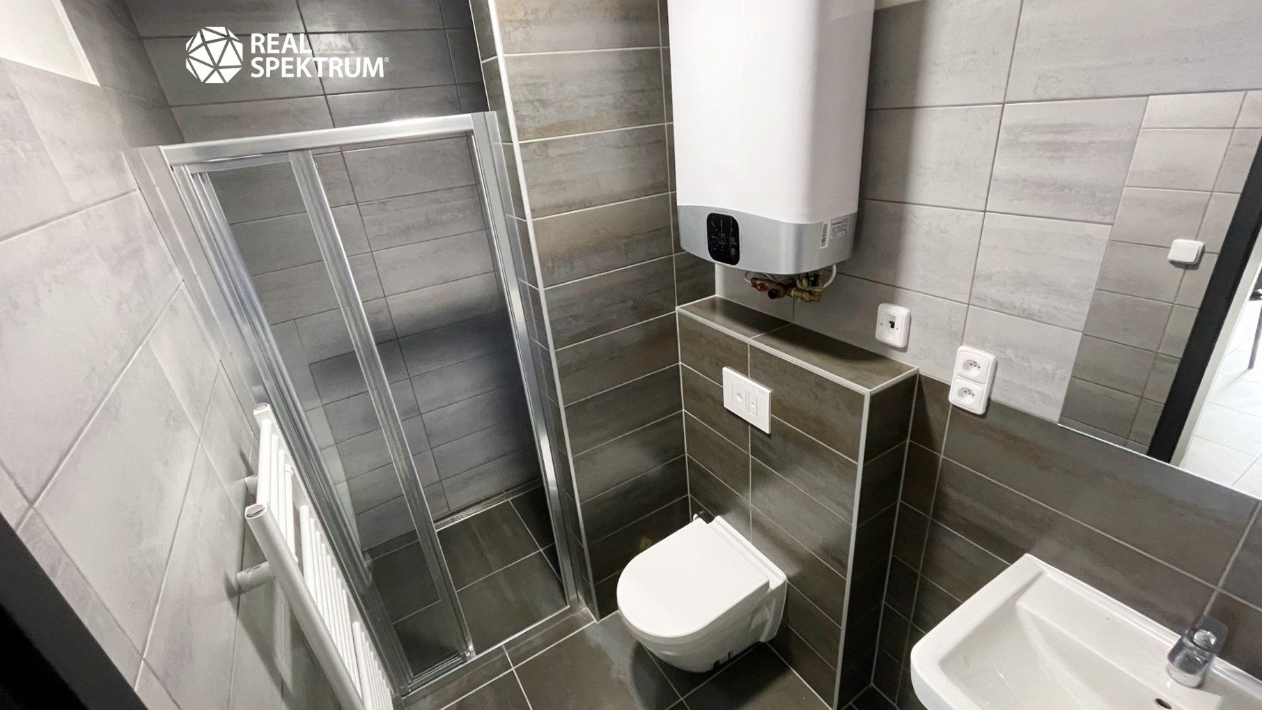 Pronájem komerčního prostoru 24 m² - foto 2