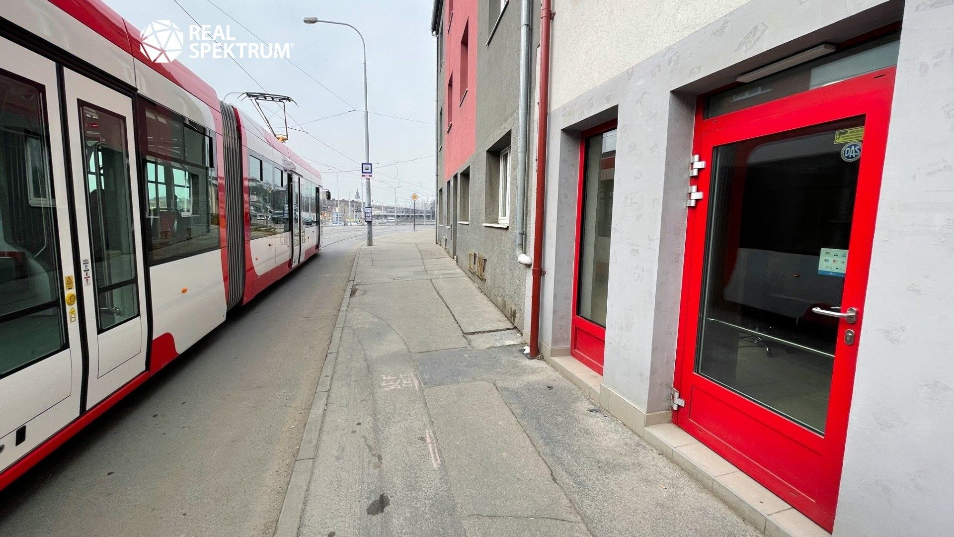 Pronájem komerčního prostoru 24 m² - foto 4