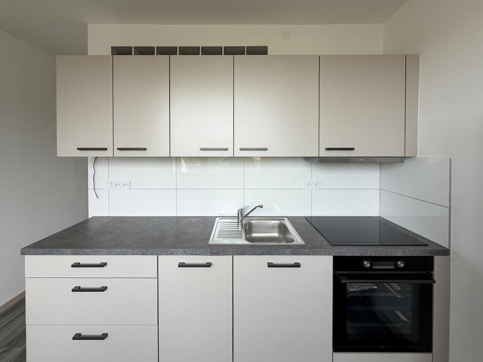 Prodej bytu 2+1 56 m² - foto 3