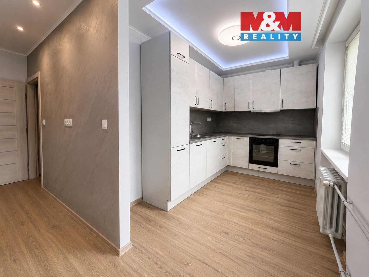 Prodej bytu 2+1 52 m² - foto 1