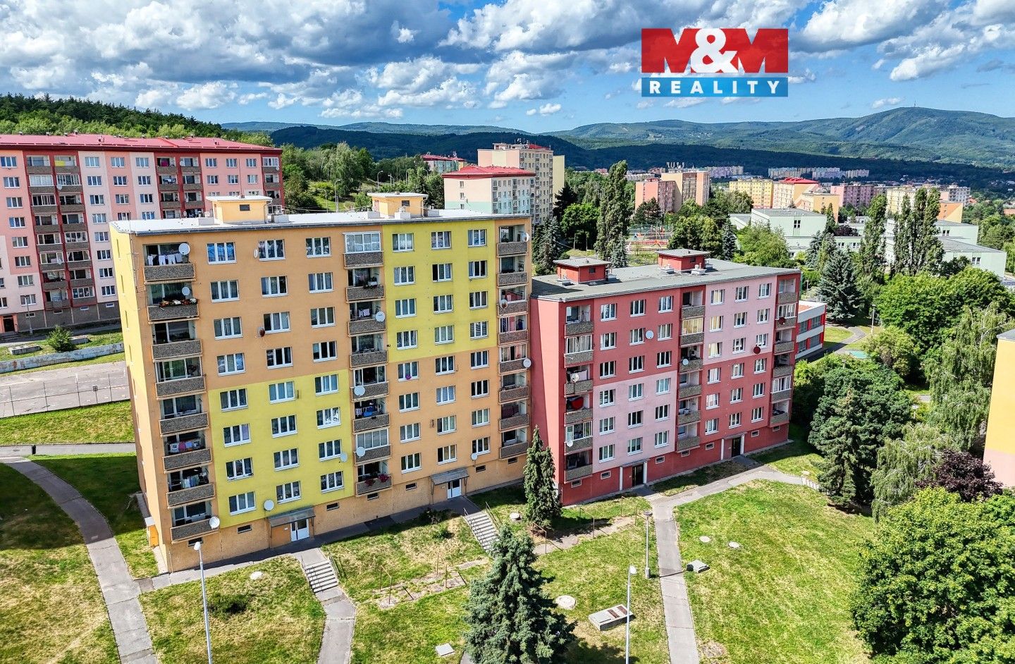 Prodej bytu 1+1 35 m² - foto 1