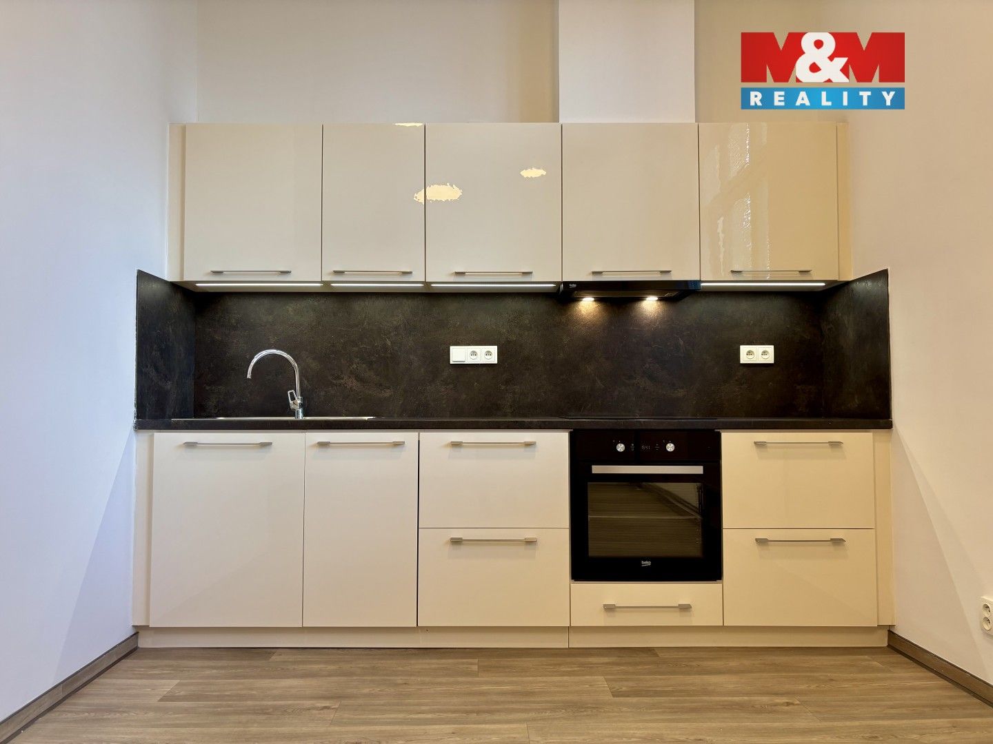 Pronájem bytu 2+kk 60 m² - foto 4