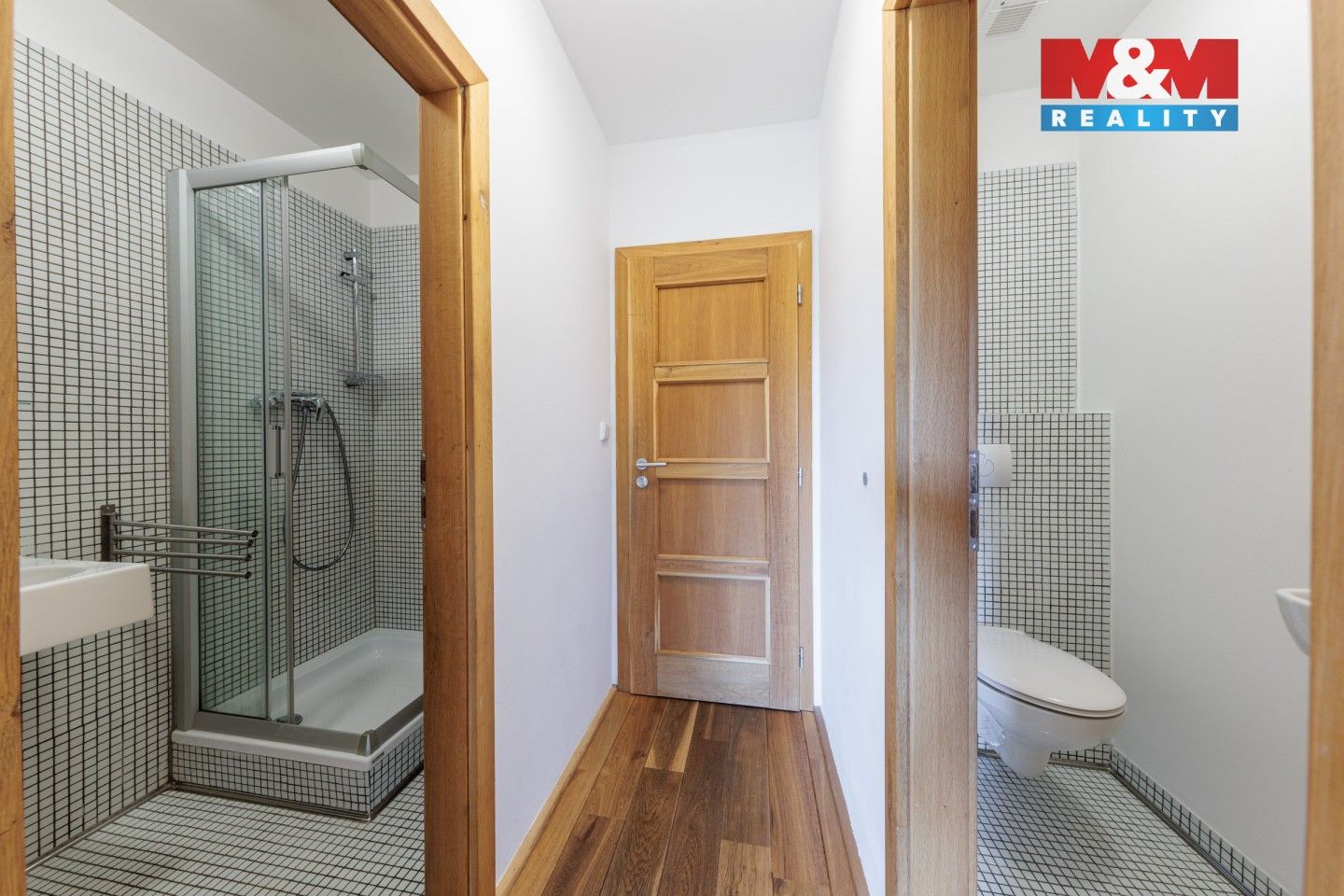 Prodej komerčního prostoru 183 m² - foto 33